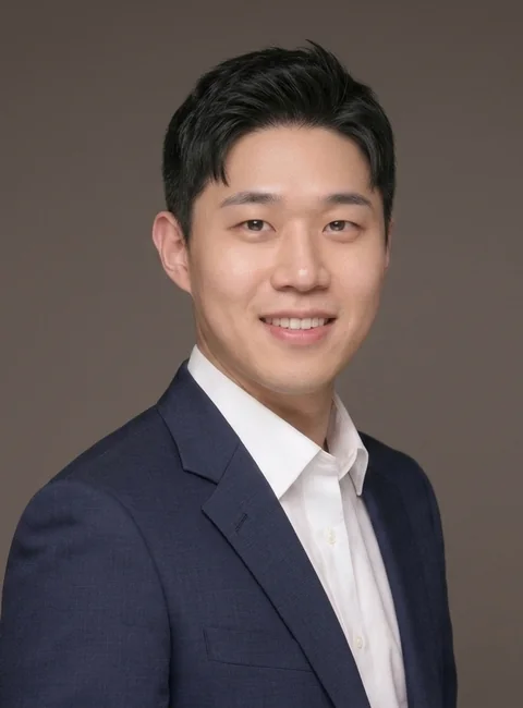 Portrait of Min Jin Yang